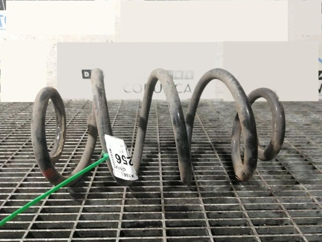 bontott MERCEDES-BENZ GLA-CLASS Hátsó Rugó