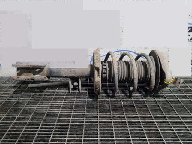 bontott MERCEDES-BENZ GLA-CLASS Jobb első Lengéscsillapító