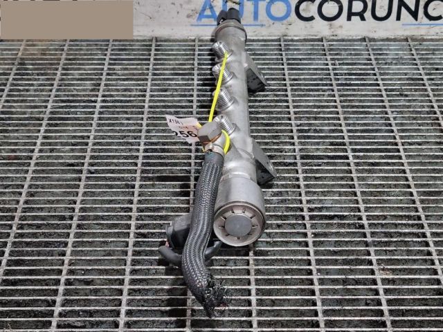 bontott MERCEDES-BENZ GLA-CLASS Közösnyomócső