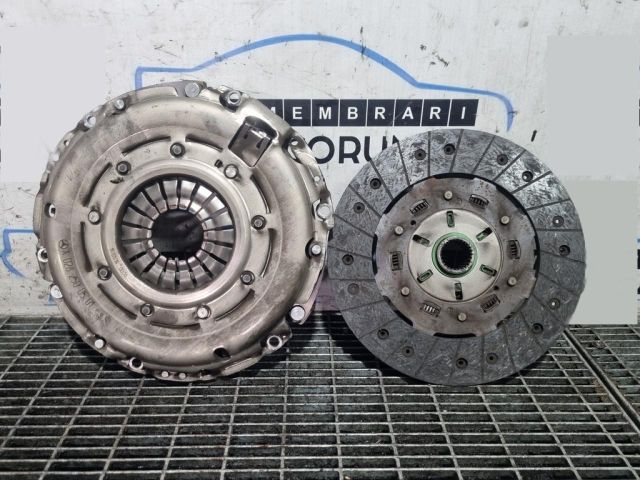 bontott MERCEDES-BENZ GLA-CLASS Kuplung Szett (Szerkezet, Tárcsa)