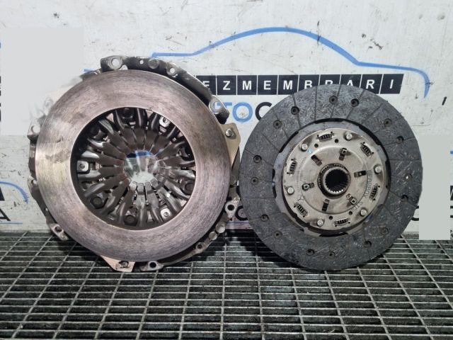 bontott MERCEDES-BENZ GLA-CLASS Kuplung Szett (Szerkezet, Tárcsa)