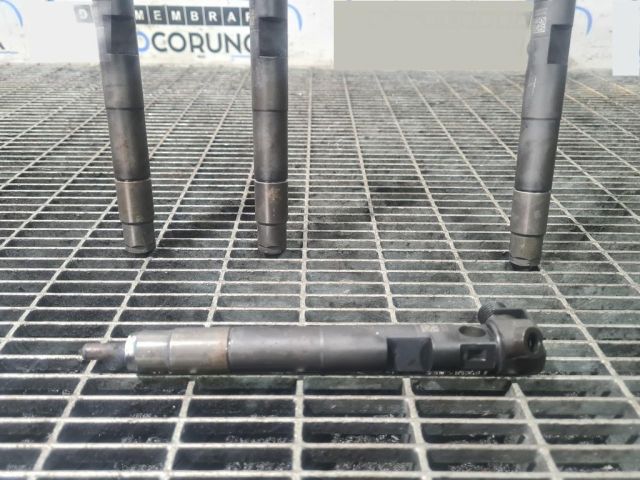 bontott MERCEDES-BENZ GLA-CLASS Porlasztó (1 db)