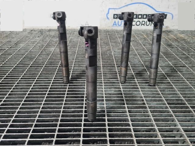 bontott MERCEDES-BENZ GLA-CLASS Porlasztó (1 db)