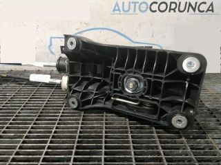 bontott MERCEDES-BENZ GLA-CLASS Váltó Kulissza