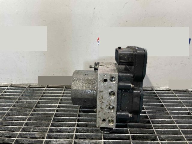 bontott MERCEDES-BENZ GLA-CLASS ABS Kocka