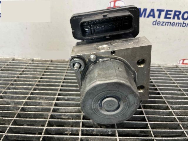 bontott MERCEDES-BENZ GLA-CLASS ABS Kocka