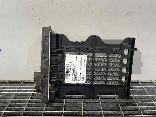 bontott MERCEDES-BENZ GLA-CLASS Fűtőradiátor