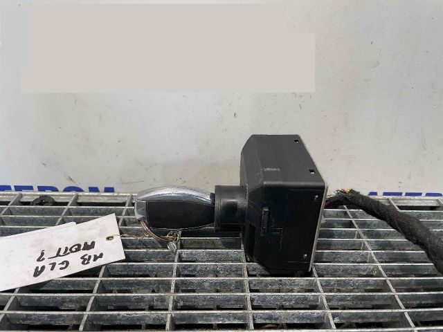 bontott MERCEDES-BENZ GLA-CLASS Gyújtáskapcsoló