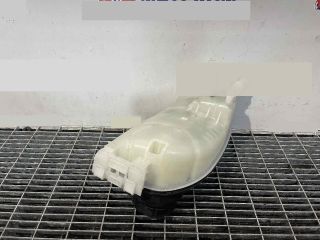 bontott MERCEDES-BENZ GLA-CLASS Kiegyenlítő Tartály