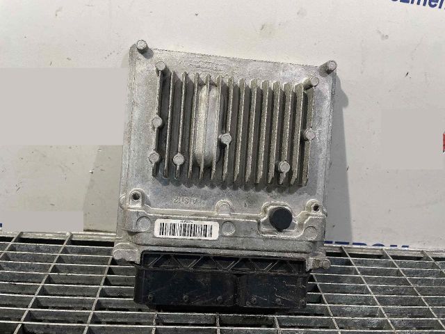 bontott MERCEDES-BENZ GLA-CLASS Motorvezérlő