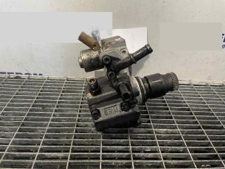 bontott MERCEDES-BENZ GLA-CLASS Nagynyomású Szivattyú