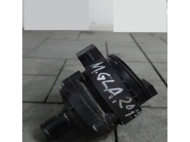 bontott MERCEDES-BENZ GLA-CLASS Vízpumpa