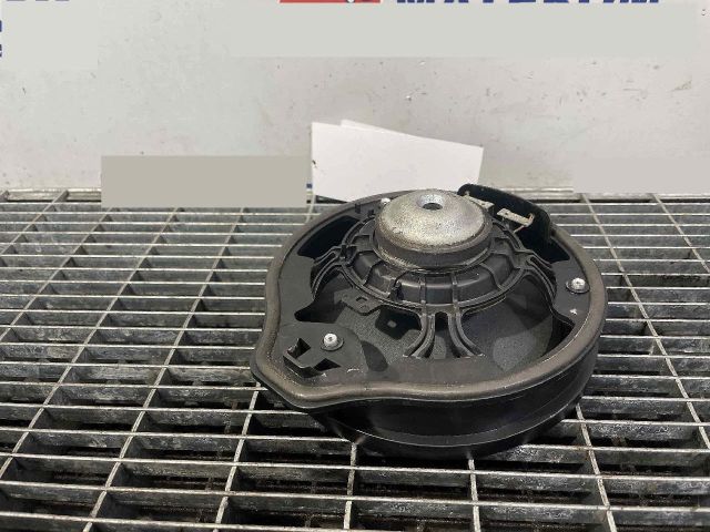 bontott MERCEDES-BENZ GLA-CLASS Hangszóró (Pozíciófüggetlen)