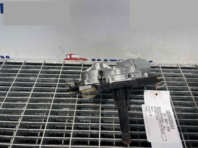 bontott MERCEDES-BENZ GLA-CLASS Hátsó Ablaktörlő Motor