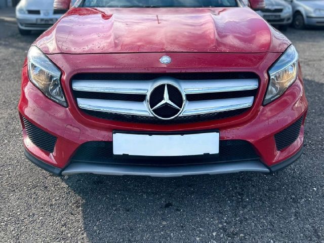 bontott MERCEDES-BENZ GLA-CLASS Hátsó Lökhárító (Részeivel)