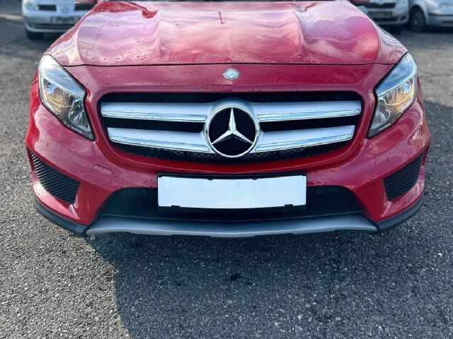 bontott MERCEDES-BENZ GLA-CLASS Hátsó Lökhárító (Részeivel)