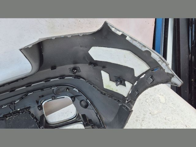 bontott MERCEDES-BENZ GLA-CLASS Hátsó Lökhárító (Üresen)