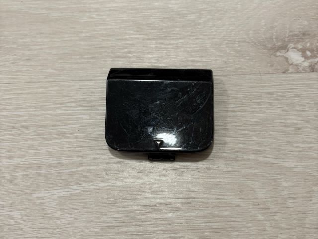 bontott MERCEDES-BENZ GLA-CLASS Hátsó Vonószem Burkolat