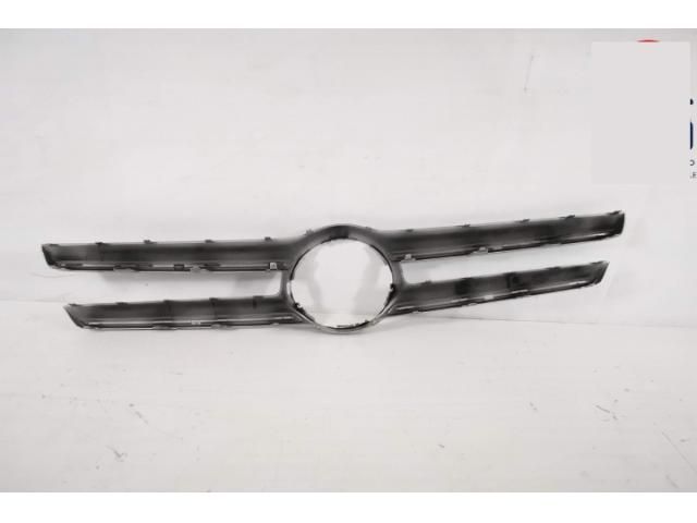 bontott MERCEDES-BENZ GLA-CLASS Hűtőrács