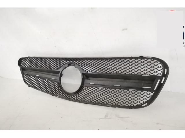 bontott MERCEDES-BENZ GLA-CLASS Hűtőrács