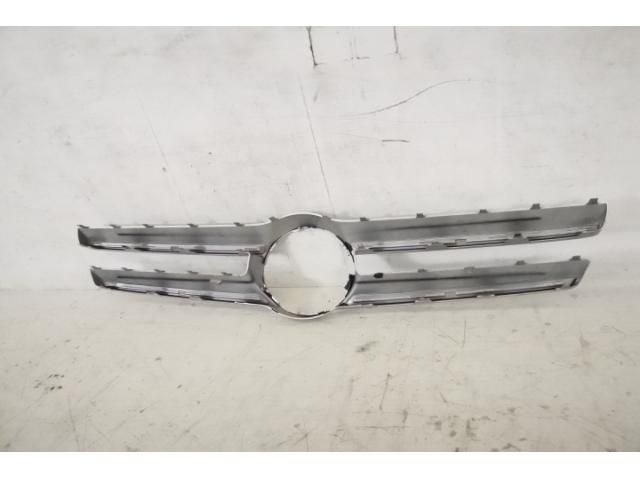 bontott MERCEDES-BENZ GLA-CLASS Hűtőrács