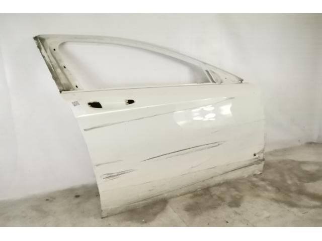 bontott MERCEDES-BENZ GLA-CLASS Jobb első Ajtó (Üres lemez)