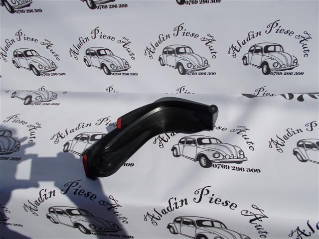 bontott MERCEDES-BENZ GLA-CLASS Jobb első Dobbetét (Kerékjárati, Műanyag)