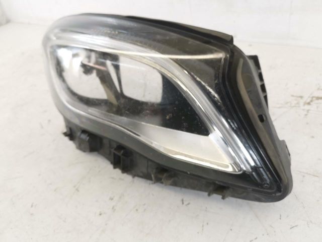 bontott MERCEDES-BENZ GLA-CLASS Jobb első Lámpabúra