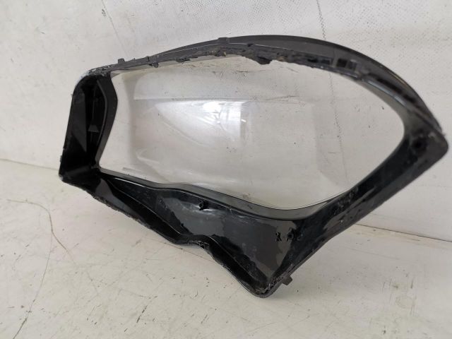 bontott MERCEDES-BENZ GLA-CLASS Jobb első Lámpabúra