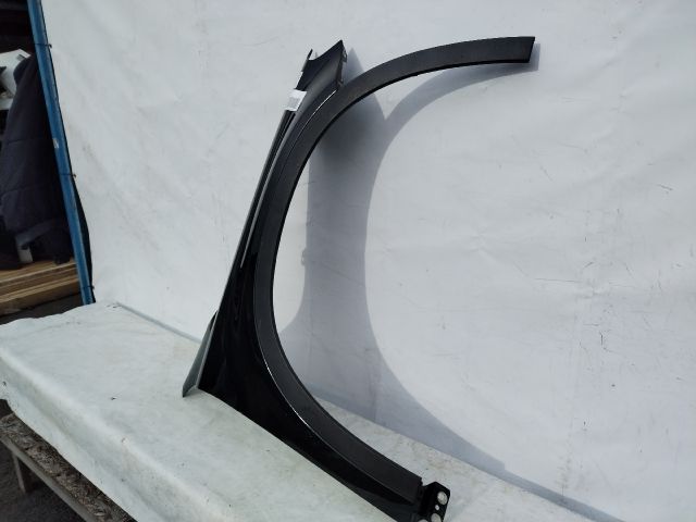 bontott MERCEDES-BENZ GLA-CLASS Jobb első Sárvédő