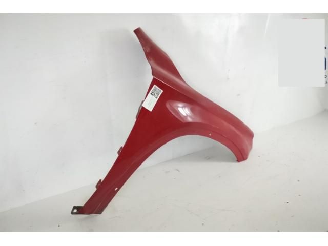 bontott MERCEDES-BENZ GLA-CLASS Jobb első Sárvédő