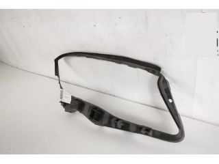 bontott MERCEDES-BENZ GLA-CLASS Jobb Fényszóró Lámpakeret