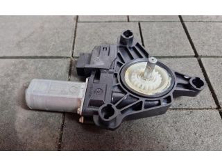 bontott MERCEDES-BENZ GLA-CLASS Jobb hátsó Ablakemelő Motor