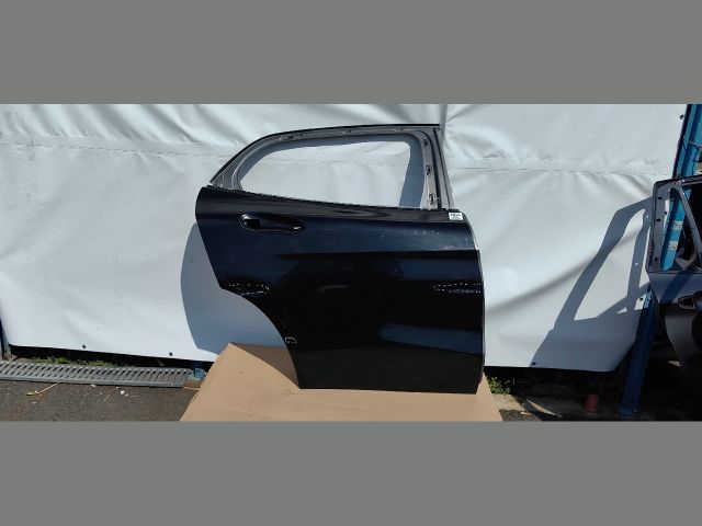 bontott MERCEDES-BENZ GLA-CLASS Jobb hátsó Ajtó (Üres lemez)