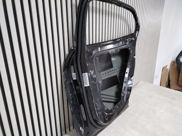 bontott MERCEDES-BENZ GLA-CLASS Jobb hátsó Ajtó (Üres lemez)