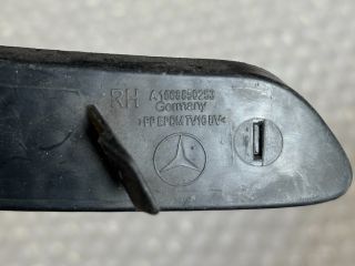 bontott MERCEDES-BENZ GLA-CLASS Jobb hátsó Lökhárító Díszléc