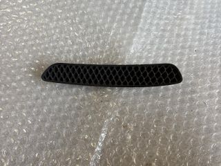 bontott MERCEDES-BENZ GLA-CLASS Jobb hátsó Lökhárító Díszléc