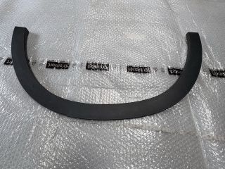 bontott MERCEDES-BENZ GLA-CLASS Jobb hátsó Sárvédő Díszléc