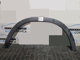 bontott MERCEDES-BENZ GLA-CLASS Jobb hátsó Sárvédő Díszléc