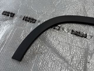 bontott MERCEDES-BENZ GLA-CLASS Jobb hátsó Sárvédő Díszléc