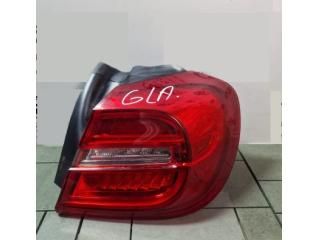 bontott MERCEDES-BENZ GLA-CLASS Jobb Külső Hátsó Lámpa