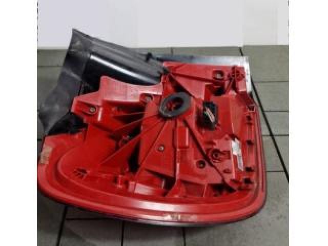 bontott MERCEDES-BENZ GLA-CLASS Jobb Külső Hátsó Lámpa