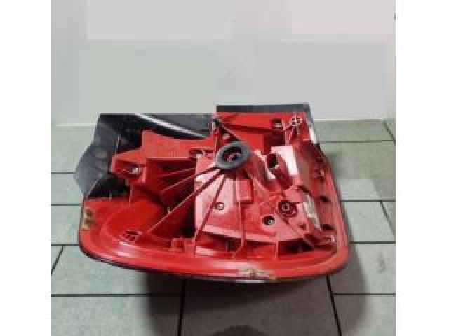 bontott MERCEDES-BENZ GLA-CLASS Jobb Külső Hátsó Lámpa