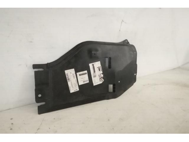 bontott MERCEDES-BENZ GLA-CLASS Kartervédő