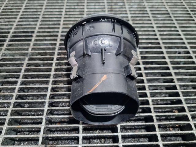 bontott MERCEDES-BENZ GLA-CLASS Középső Szellőző