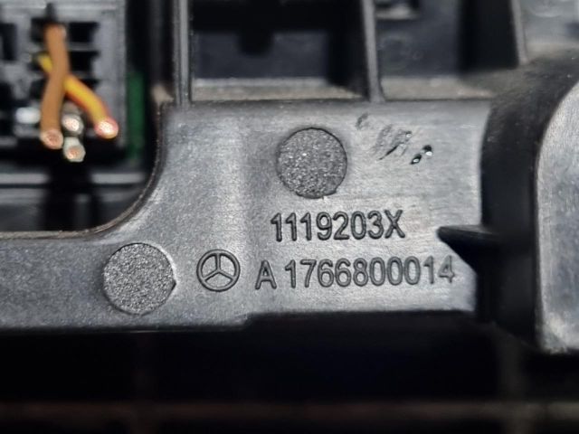 bontott MERCEDES-BENZ GLA-CLASS Multifunkciós Kijelző