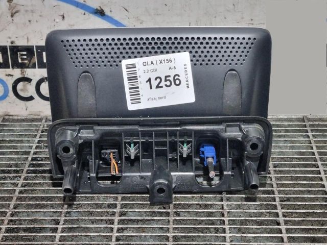 bontott MERCEDES-BENZ GLA-CLASS Multifunkciós Kijelző