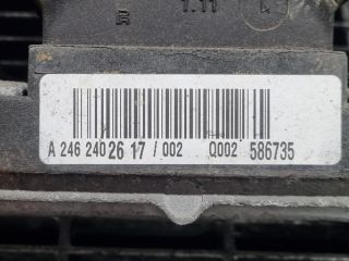 bontott MERCEDES-BENZ GLA-CLASS Tartó Bak