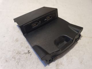 bontott MERCEDES-BENZ GLA-CLASS USB Aljzat