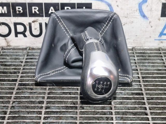 bontott MERCEDES-BENZ GLA-CLASS Váltógomb